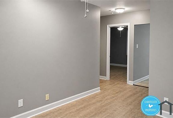 5th image of 820 W 7th St APT D