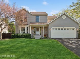 297 Forest Dr, Crystal Lake, IL 60014