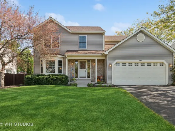 297 Forest Dr, Crystal Lake, IL 60014