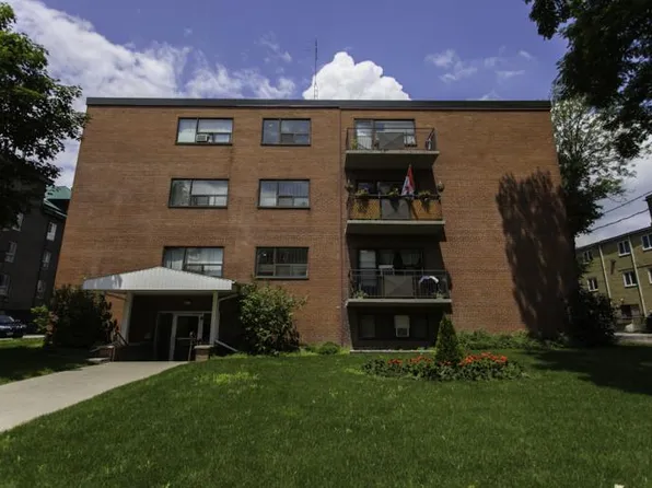 441 Elmwood Ave, Richmond Hill, ON L4C 1M5