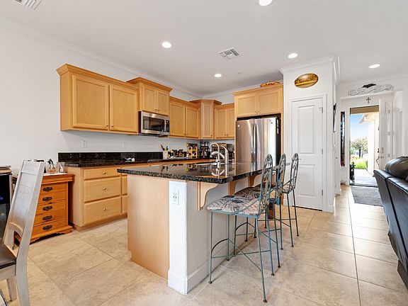 3rd image of 331 Kestrel Way