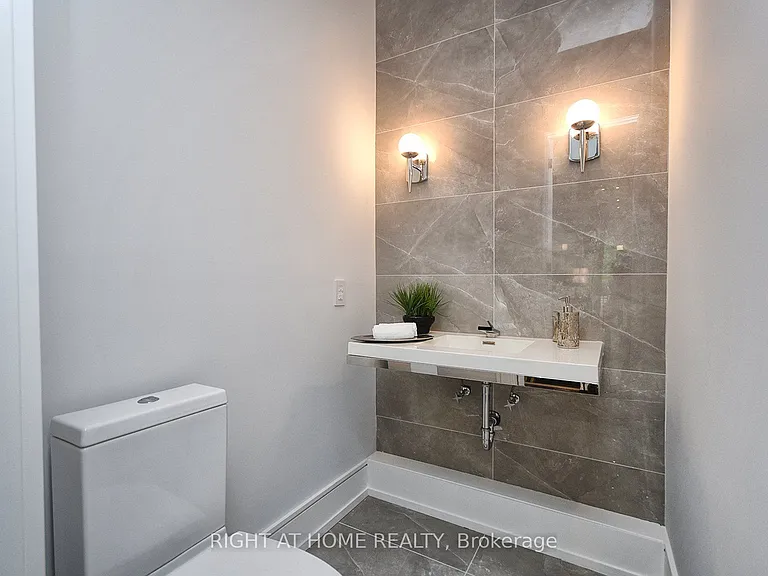 177 Ranleigh Ave — Photo 19