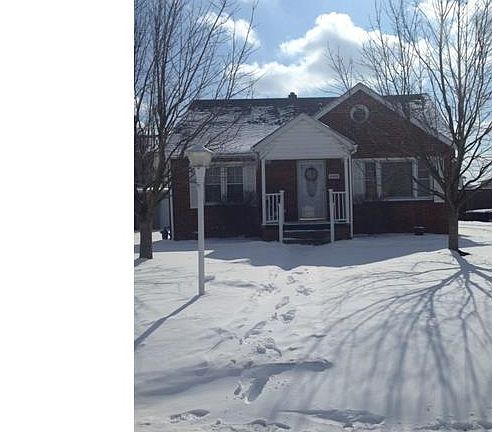 2nd image of 420 Smithfield Ave