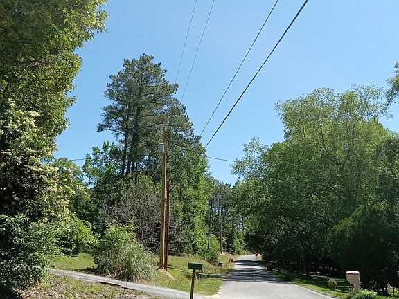 4th image of 5875 Green Hill Dr