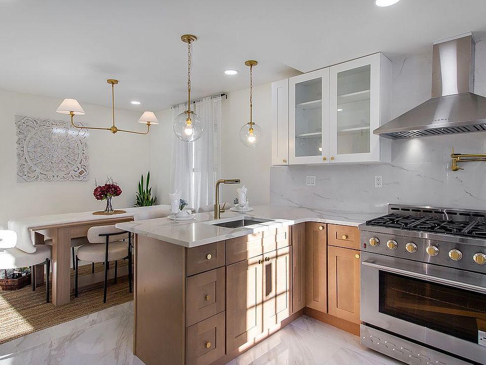 1st image of 1618 E 35th St #1