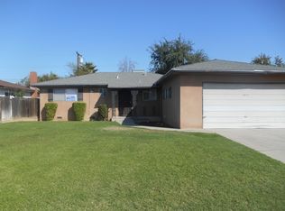 617 W San Jose Ave, Clovis, CA 93612