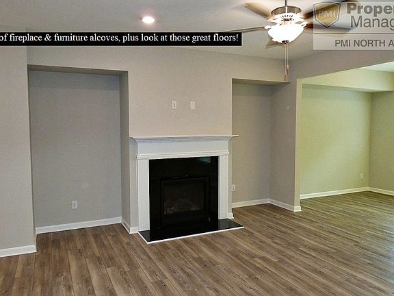 5 Living Room_06272021