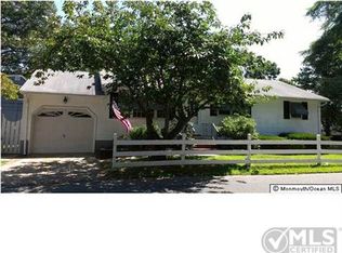 1630 W Maplewood Rd, Wall Township, NJ 07719