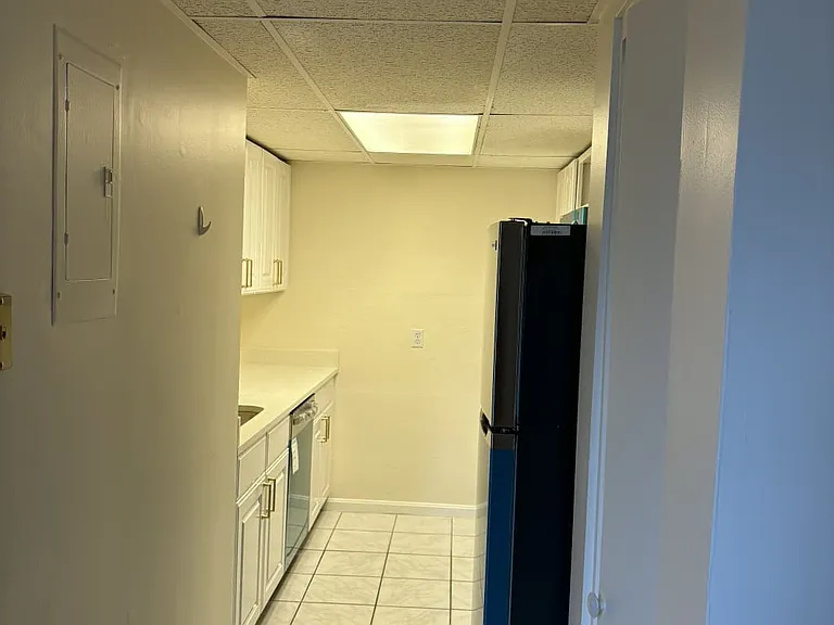 17 Water St #102 — Photo 7