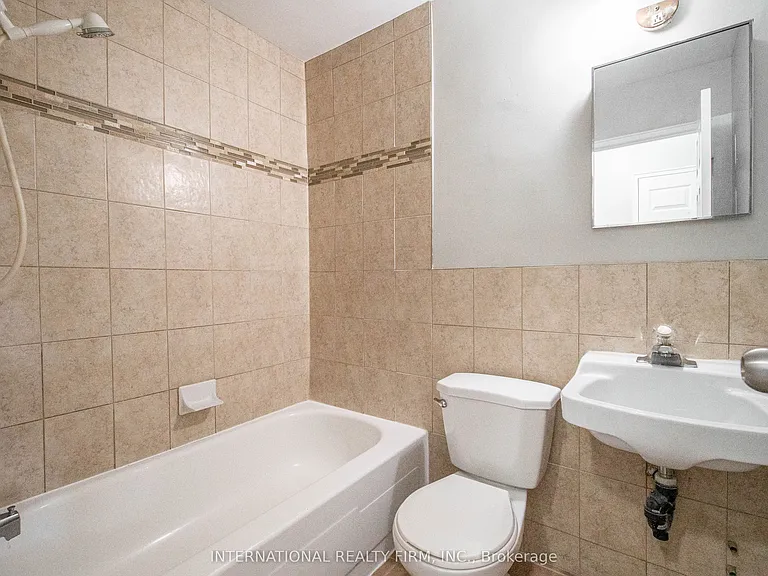 93 High St #206 — Photo 17