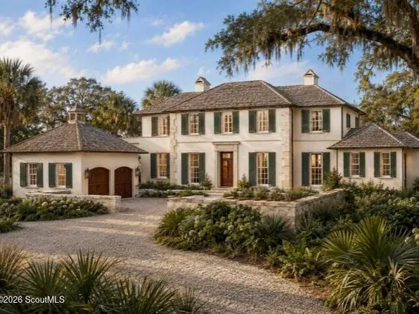 231 10th St, Sea Island, GA 31561