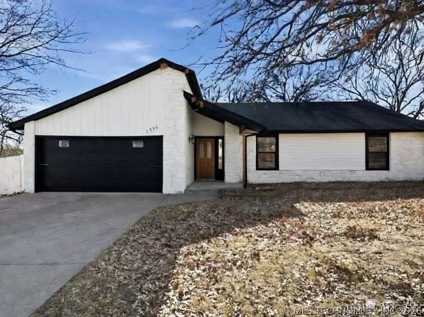 2806 W 70th St, Tulsa, OK 74132