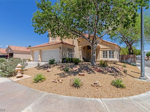 4th image of 4800 Foxwarren Ct