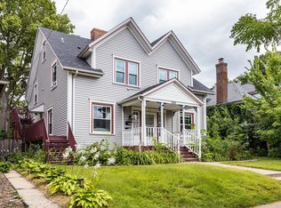 3035 Irving Ave S, Minneapolis, MN 55408