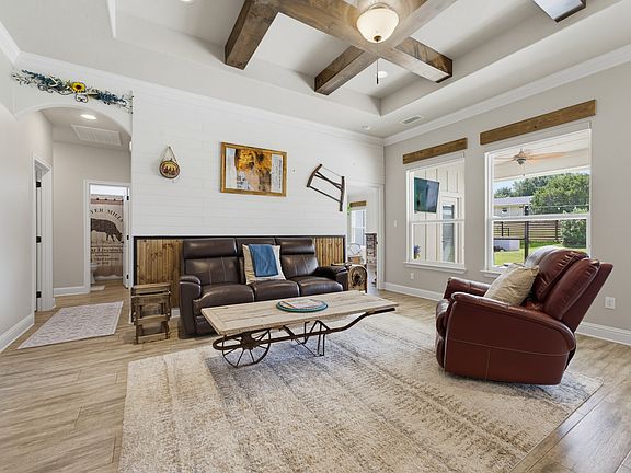 5th image of 2807 Sky Harbour Dr
