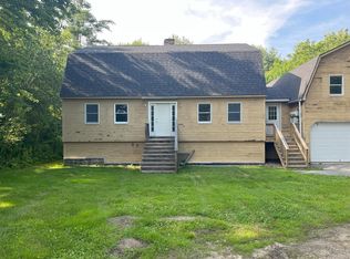 123 Plummer Rd, Gorham, ME 04038