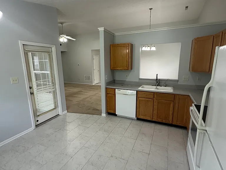 6135 Woodmill Dr — Photo 7