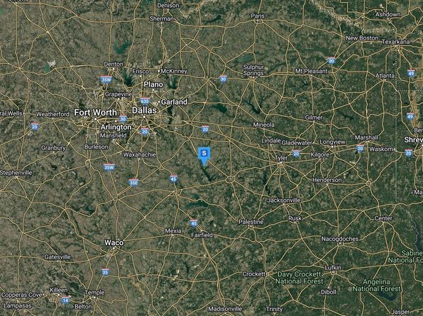 138 Tanglewood Dr, Mabank, TX 75156
