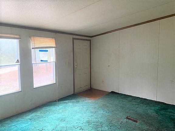 2nd image of 1129 Stan Cir