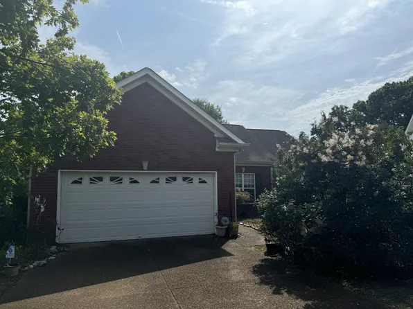 2245 Golden Oak Pl, Madison, TN 37115