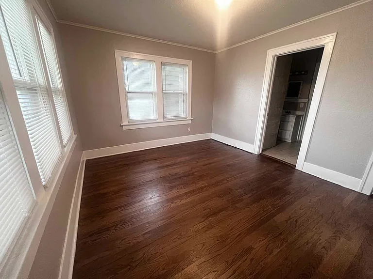 1432 NW 45th St — Photo 14