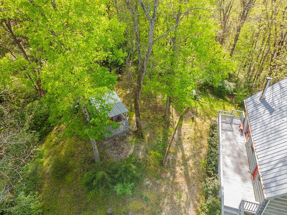 31st image of 1707 Sugar Ridge Rd