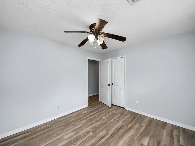 5954 Beaudry Dr — Photo 26