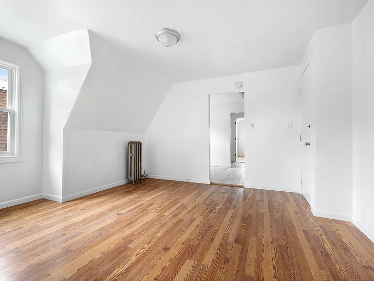 3817 Avenue I #3 — Photo 1