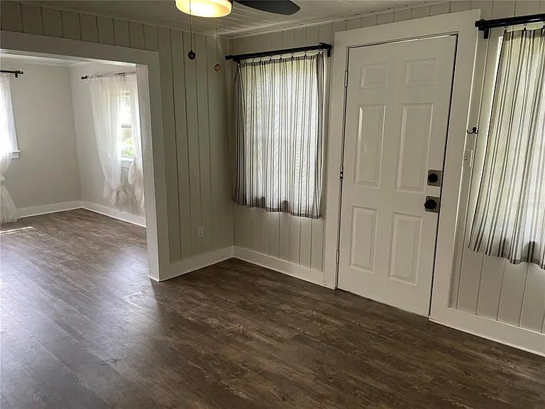 1517 E Ellicott St — Photo 29