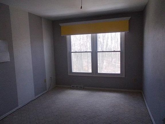 5th image of 5 Stoney Creek Dr