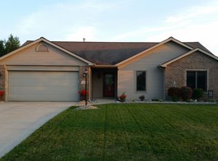 422 Homestead Ct, Bluffton, IN 46714