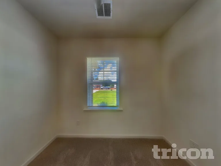 224 Paisley Way — Photo 7