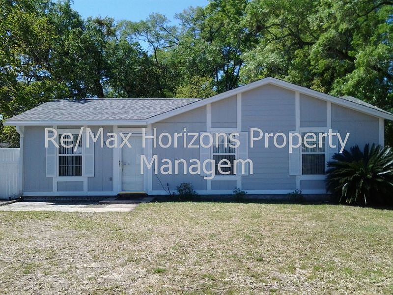 2nd image of 7808 Dartmoor Ct