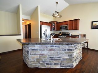 9074 62nd Ave, Pleasant Prairie, WI 53158