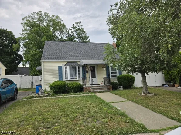 4 Salem Rd, Paterson City, NJ 07502