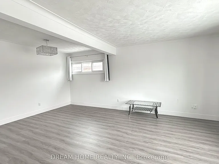 83 Cornwallis Dr #MAIN — Photo 3