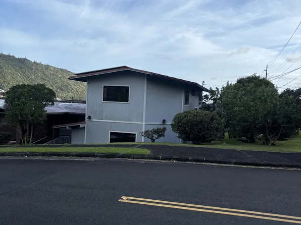 2705 Poelua St #B, Honolulu, HI 96822