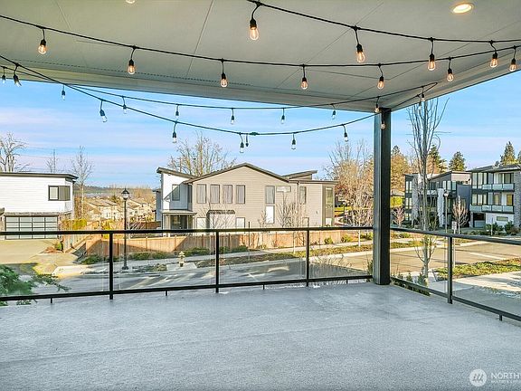 5th image of 1113 N 39th Court