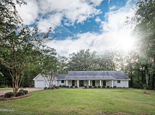 4 Chartres St, Brandon, MS 39047