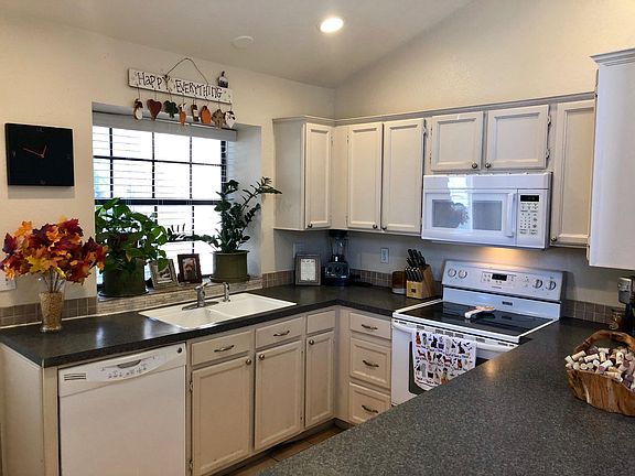 5th image of 5704 E Aire Libre Ave Unit 1070