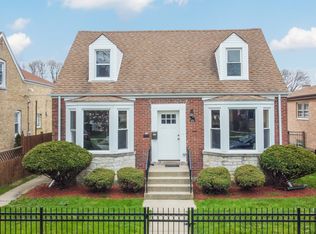 3337 N Plainfield Ave, Chicago, IL