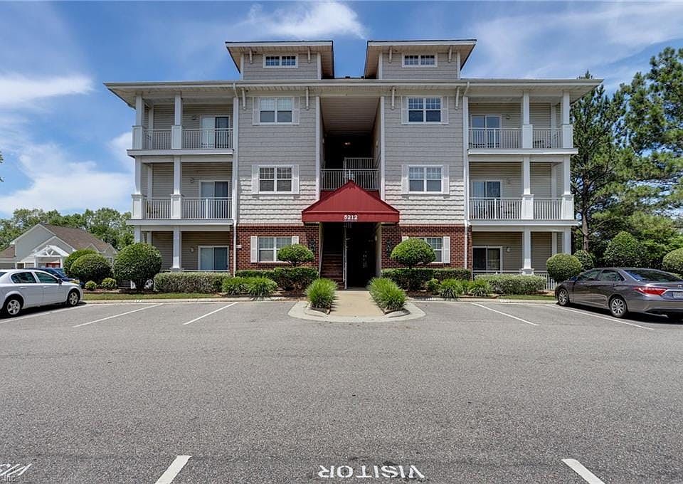 1st image of 5212 Nuthall Dr #302