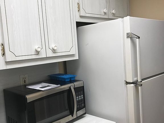 3rd image of 2565 S Ocean Blvd #204
