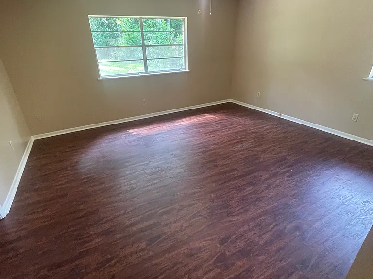 1401 S Broadmoor Dr — Photo 9