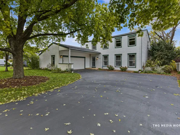1251 Cheshire Ave, Naperville, IL 60540