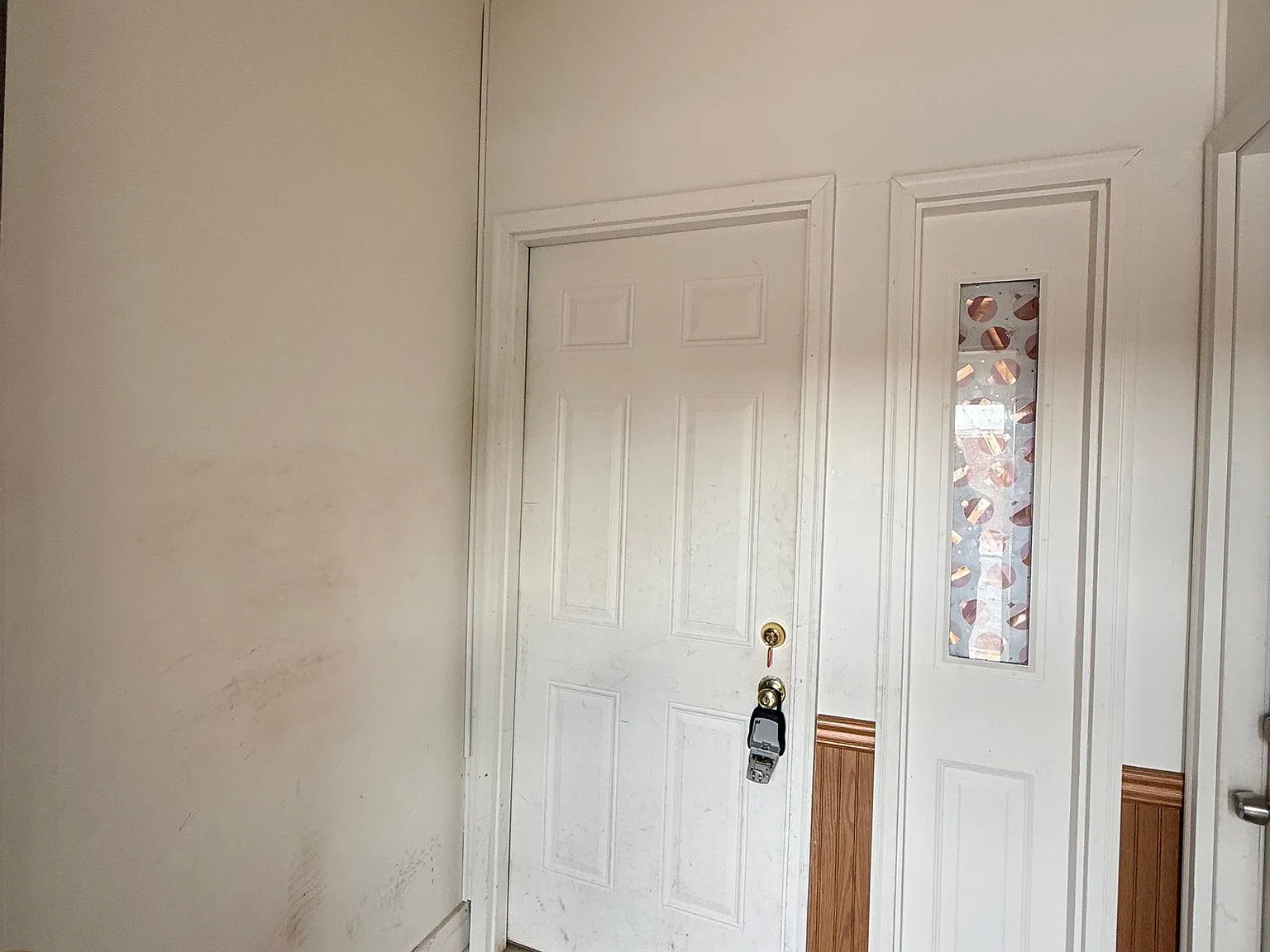 4 bed, 1.0 bath, $1,560 — Photo 2