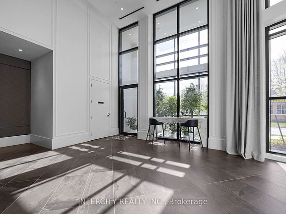 5th image of 2075 King Rd #215