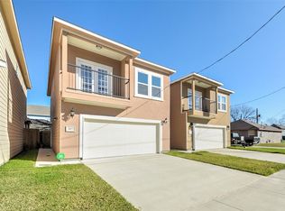 827 E 33rd St, Houston, TX 77022