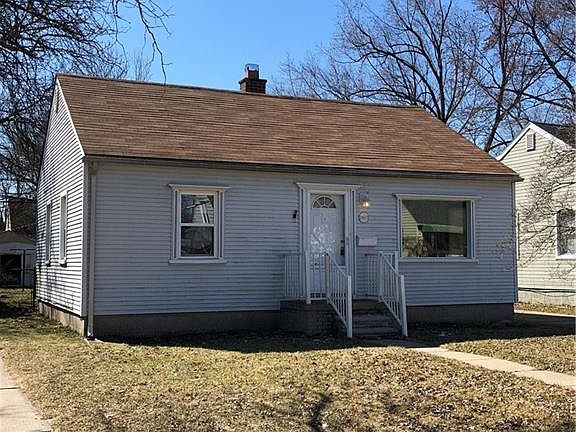 4th image of 24673 Dartmouth St