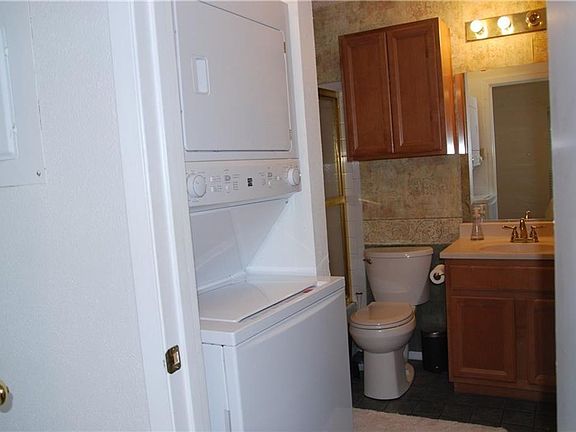 5th image of 114 E 31st St APT 213